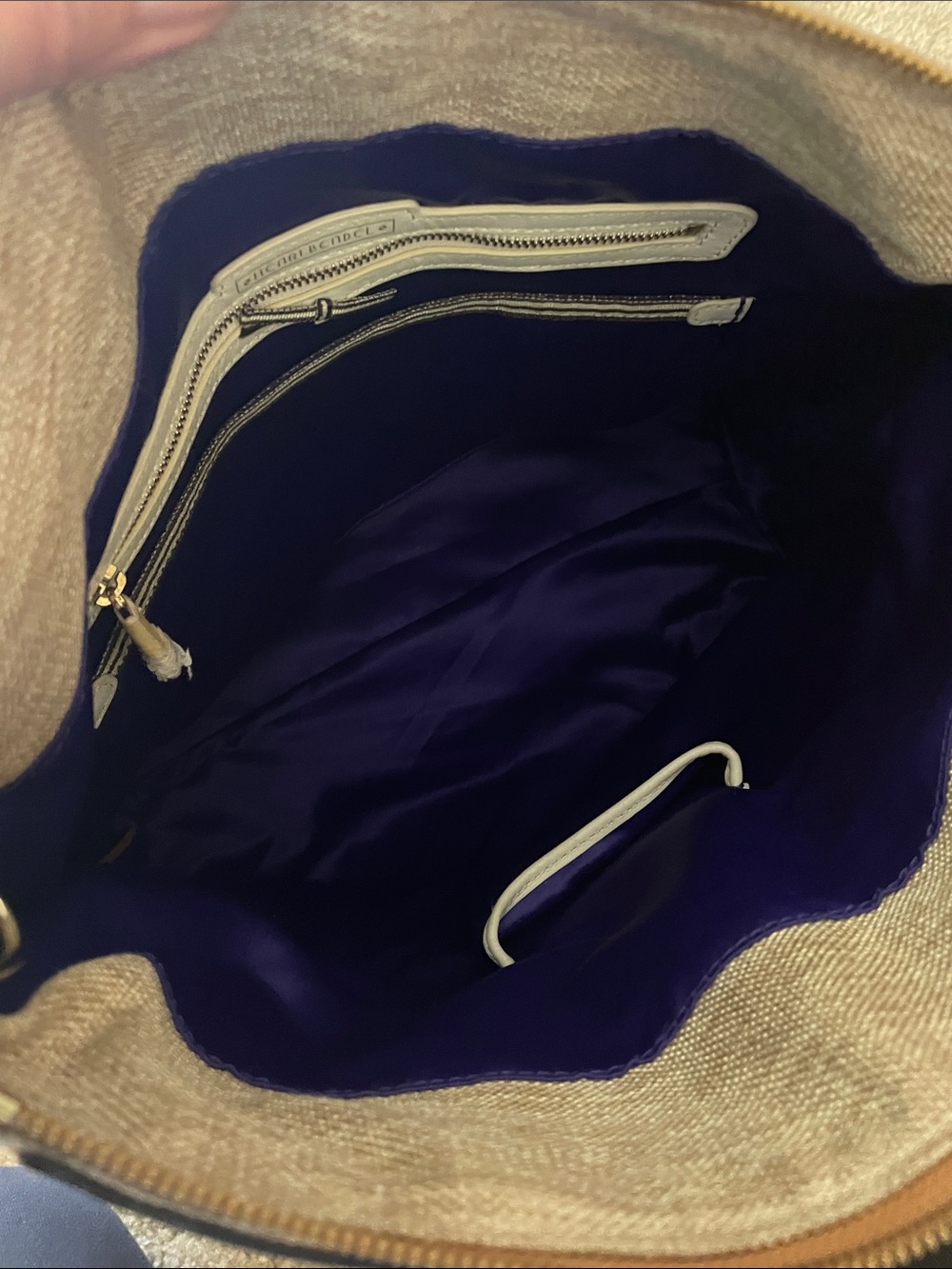 HENRI BENDEL JET SETTER TRAVEL BAG LIKE NEW! - Picture 6 of 15